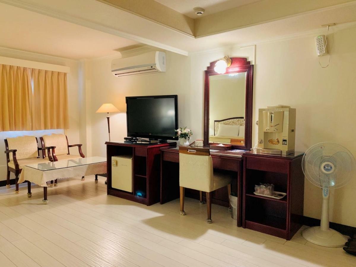 台中 雅典商务旅馆酒店 外观 照片